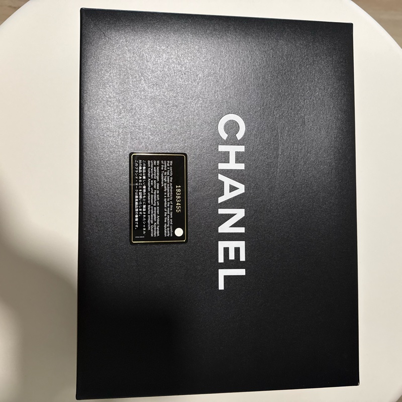 Chanel 漆皮亮紅色小型口蓋包（18cm*12cm*6cm)-10