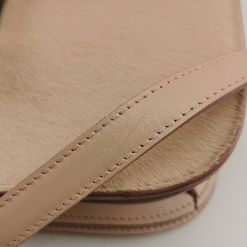 Celine Classic Box 豆腐包 中號 牛皮 馬毛 純色 按壓式 鎖扣 斜背包-8