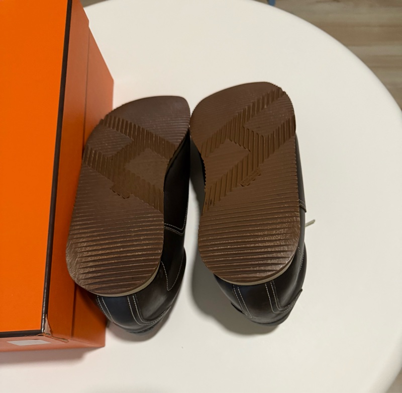 HERMES咖啡真皮綁帶休閒鞋，尺寸：43-5