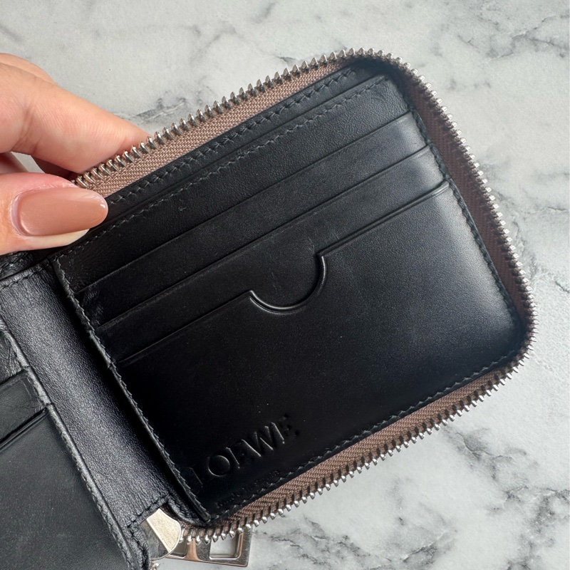 loewe奶杏色壓紋拉鏈短夾 超美✨-20