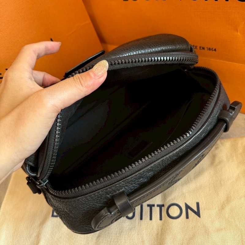 LV 牛皮黑色 相機包-5