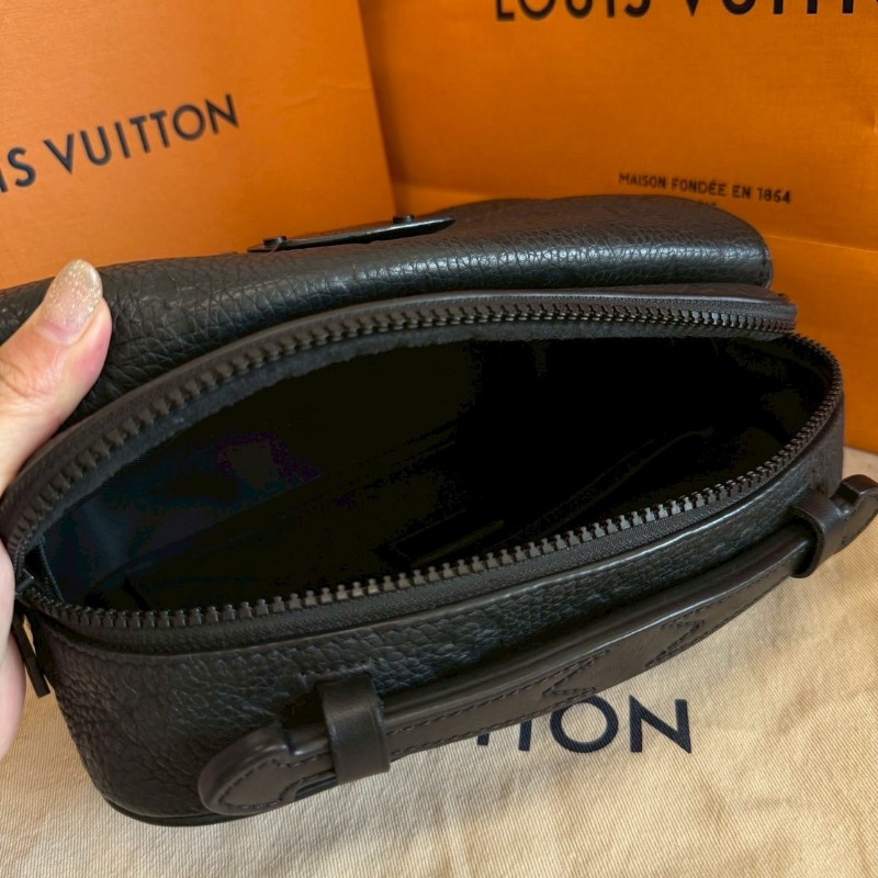 LV 牛皮黑色 相機包-9