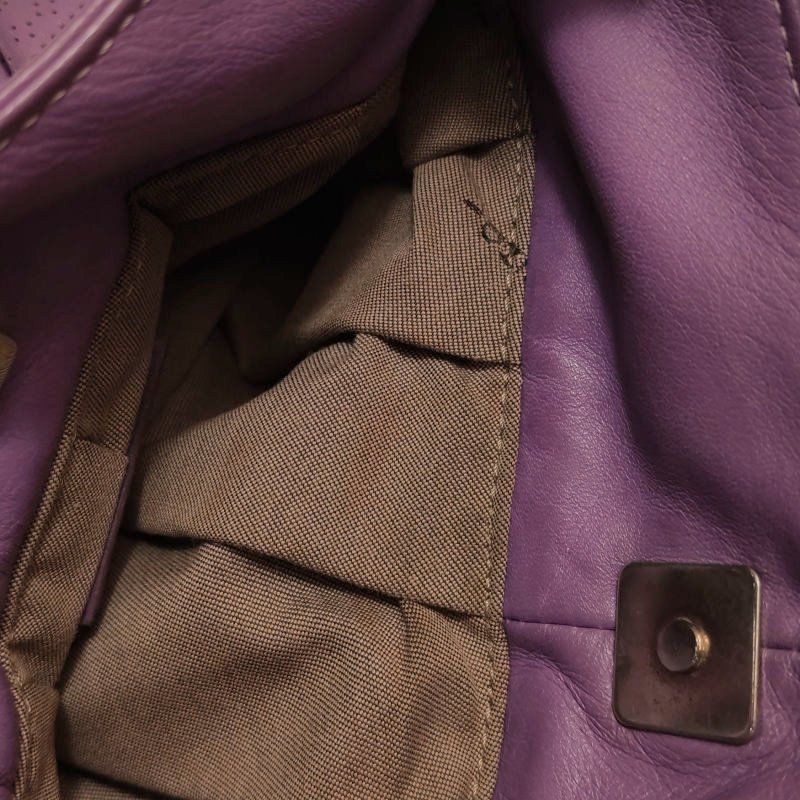 Fendi 牛皮 雙F 老花 字母 Logo 吊飾 手提包-8