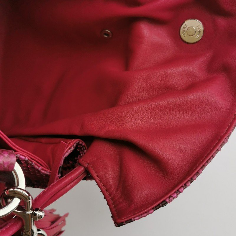 Loewe Flamenco 蛇皮 繩結 設計 斜背包-8