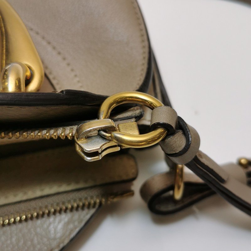 Chloe Pixie 小號 牛皮 翻毛皮 拼色 半月形 鑲片 斜挎包 單肩包-10