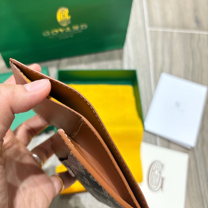 全新❗️Goyard(卡其色）卡夾零錢包-2