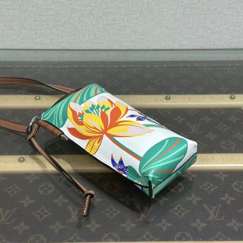 LOEWE gate pocket 花卉限定款薯條包 11.5*19*3.5 98新配件塵袋-2