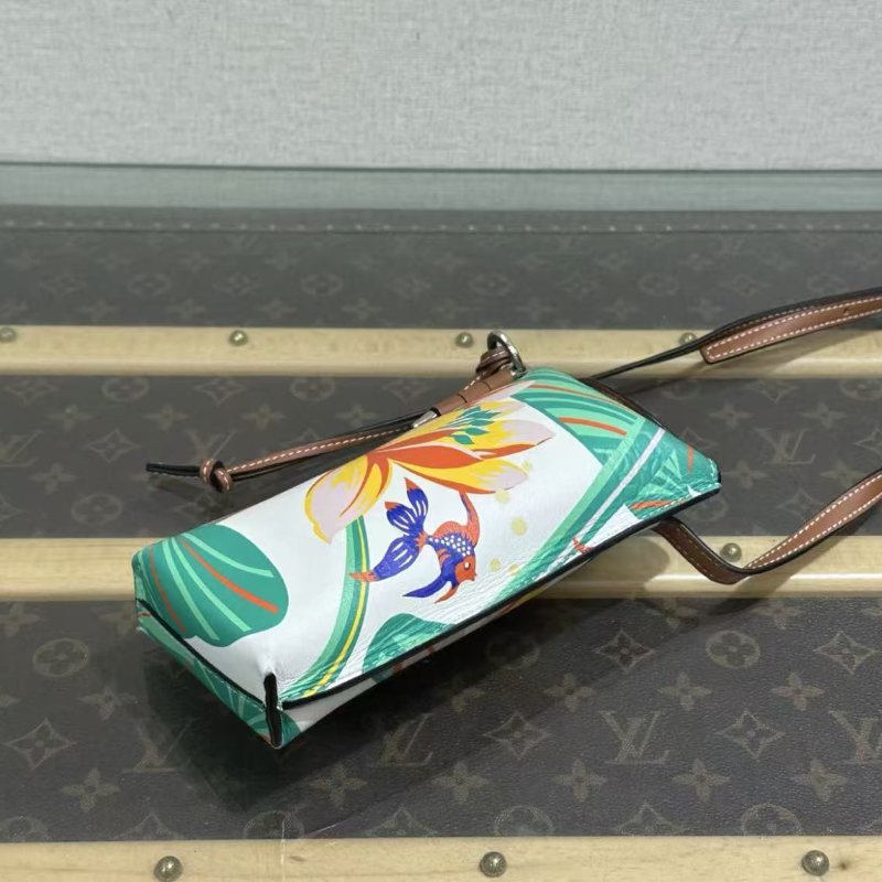 LOEWE gate pocket 花卉限定款薯條包 11.5*19*3.5 98新配件塵袋-4