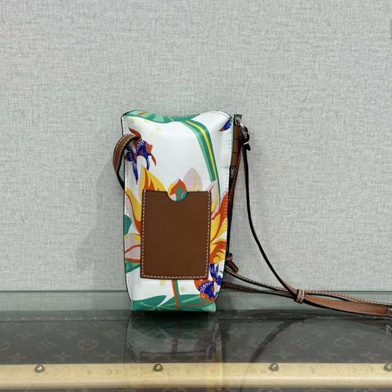 LOEWE gate pocket 花卉限定款薯條包 11.5*19*3.5 98新配件塵袋-5