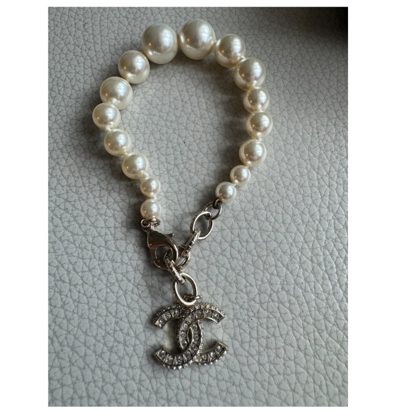 Chanel Pearl Bracelet with CC Charm 雙C珍珠手鏈-0