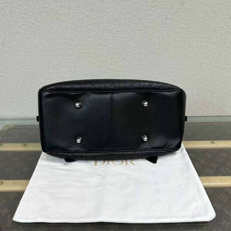 DIOR 中古琺瑯質雙D牛皮保齡球包32*15*14 98新配件塵袋-3