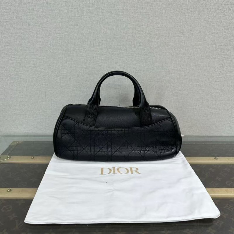 DIOR 中古琺瑯質雙D牛皮保齡球包32*15*14 98新配件塵袋-5