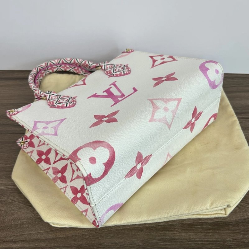 LV 夏日限定 onthego小號手提肩背斜背包芯片款24.5*18.5*10 98新配件盒子塵袋-4