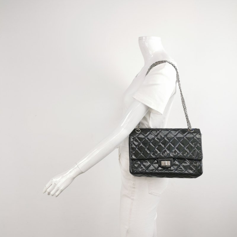 Chanel 2.55 Flag Bag 經典款 大號 漆皮 菱格 絎縫 長方形 旋扣 單肩包-1