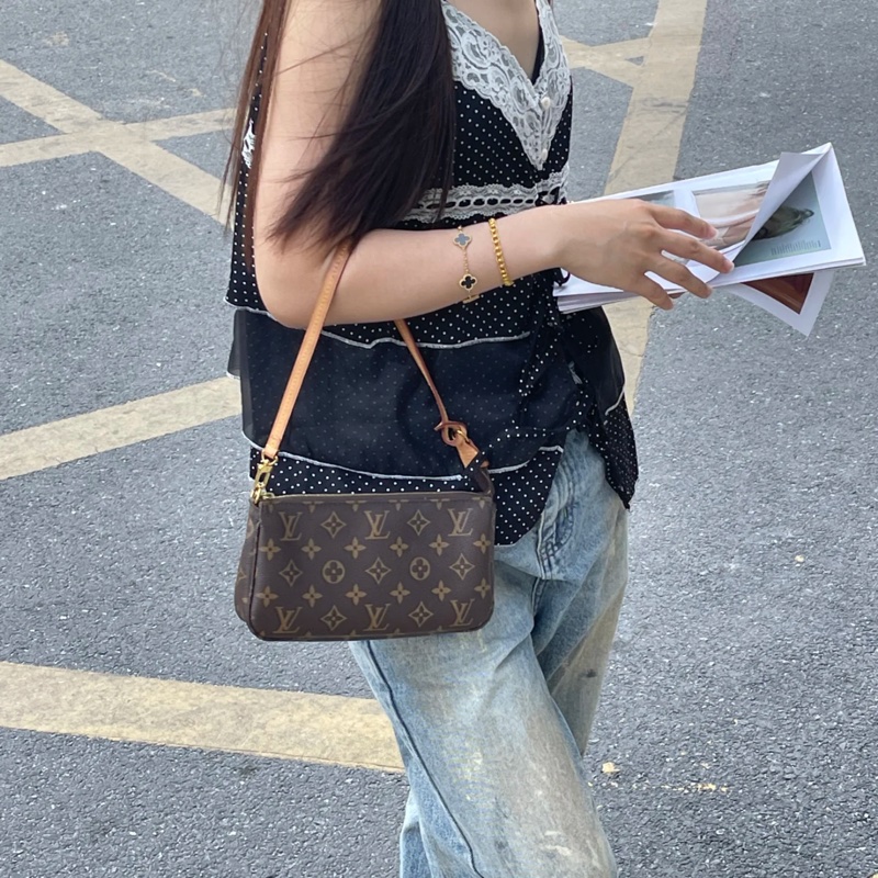 Lv經典vintage老花麻將包-8