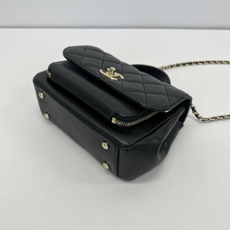 CHANEL affinity小號芯片款黑金荔枝牛皮手提肩背斜背包19*14.5*7 98新配件盒子塵袋購證-1