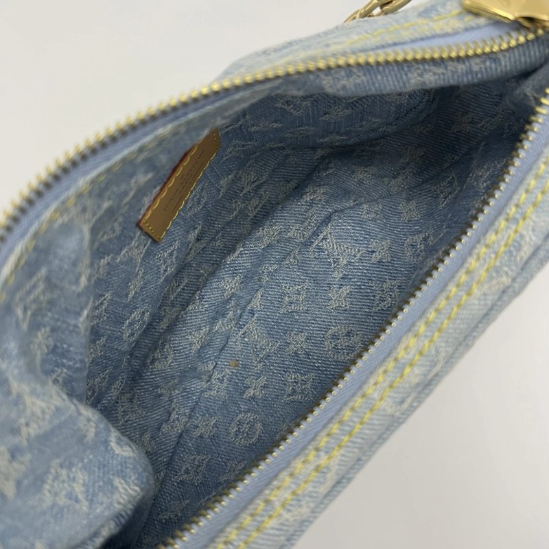 LV Loop牛仔金扣芯片款23*13*6 99新配件塵袋-1