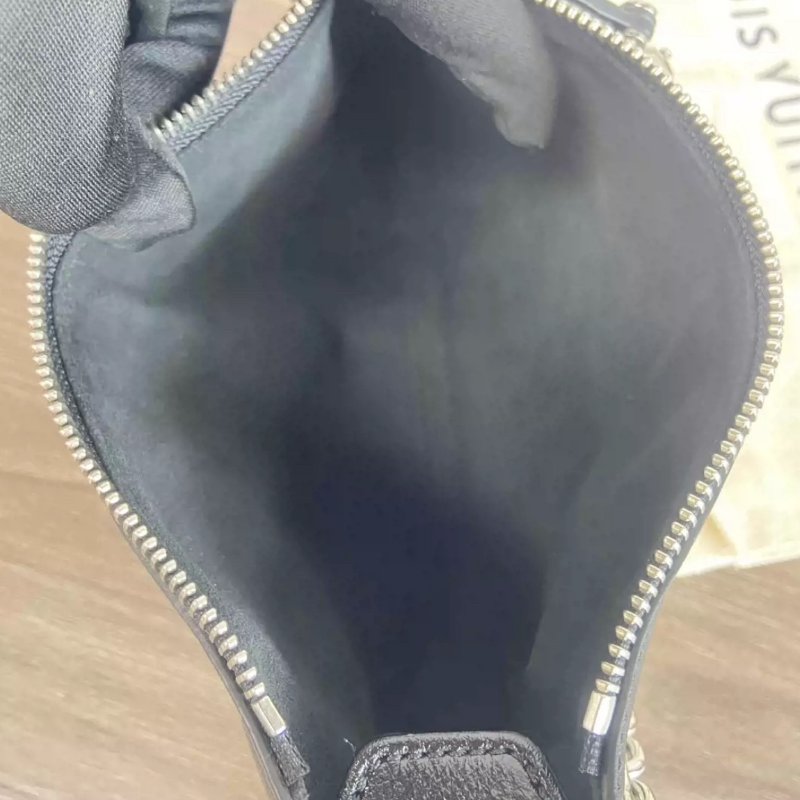 LV SLIM TRUNK橫版黑銀谷爱凌小號盒子肩背斜背包23*12*4 全新閒置配件塵袋-1