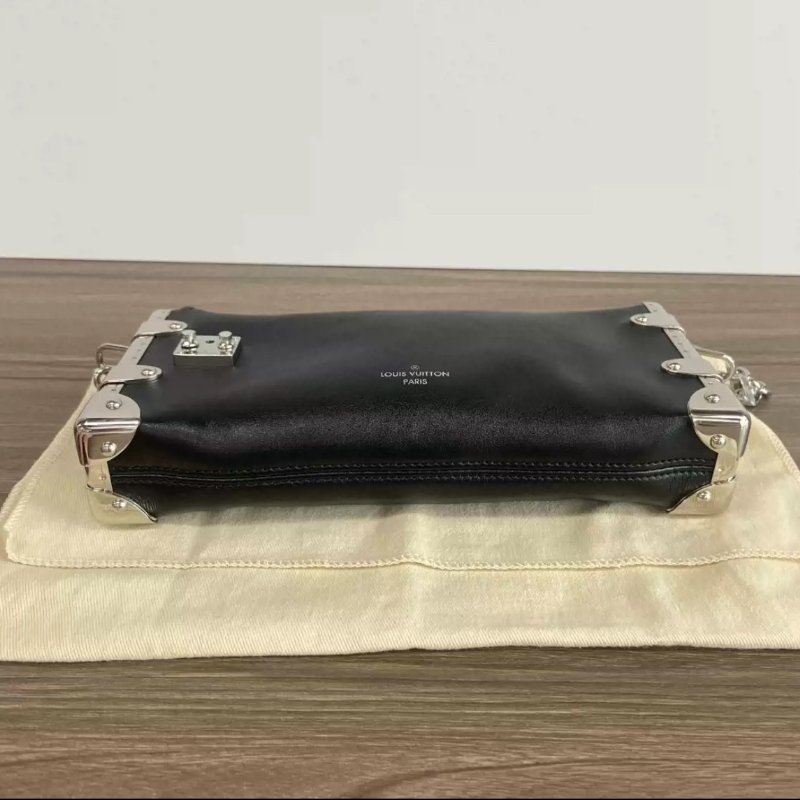 LV SLIM TRUNK橫版黑銀谷爱凌小號盒子肩背斜背包23*12*4 全新閒置配件塵袋-3