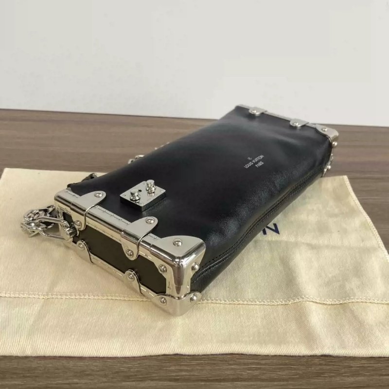 LV SLIM TRUNK橫版黑銀谷爱凌小號盒子肩背斜背包23*12*4 全新閒置配件塵袋-4
