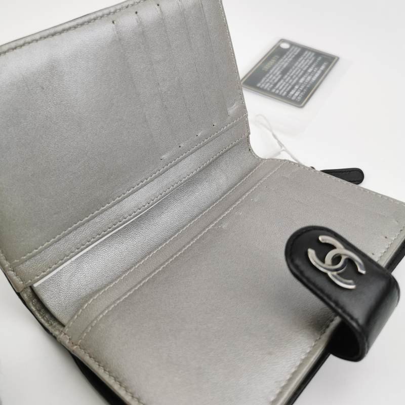 Chanel 羊皮 山茶花 印花 雙C Logo 皮夾-5