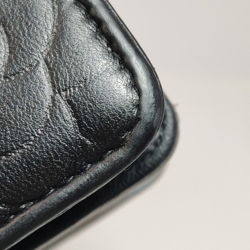 Chanel 羊皮 山茶花 印花 雙C Logo 皮夾-13