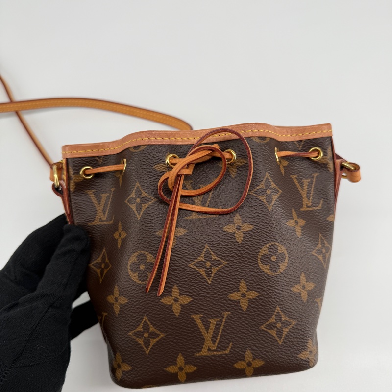 Lv nano neo 迷你小水桶包-1