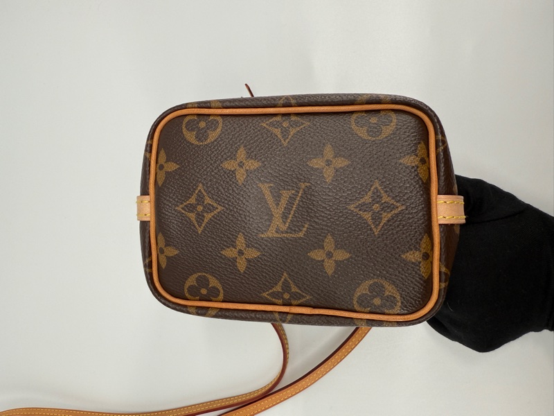 Lv nano neo 迷你小水桶包-4