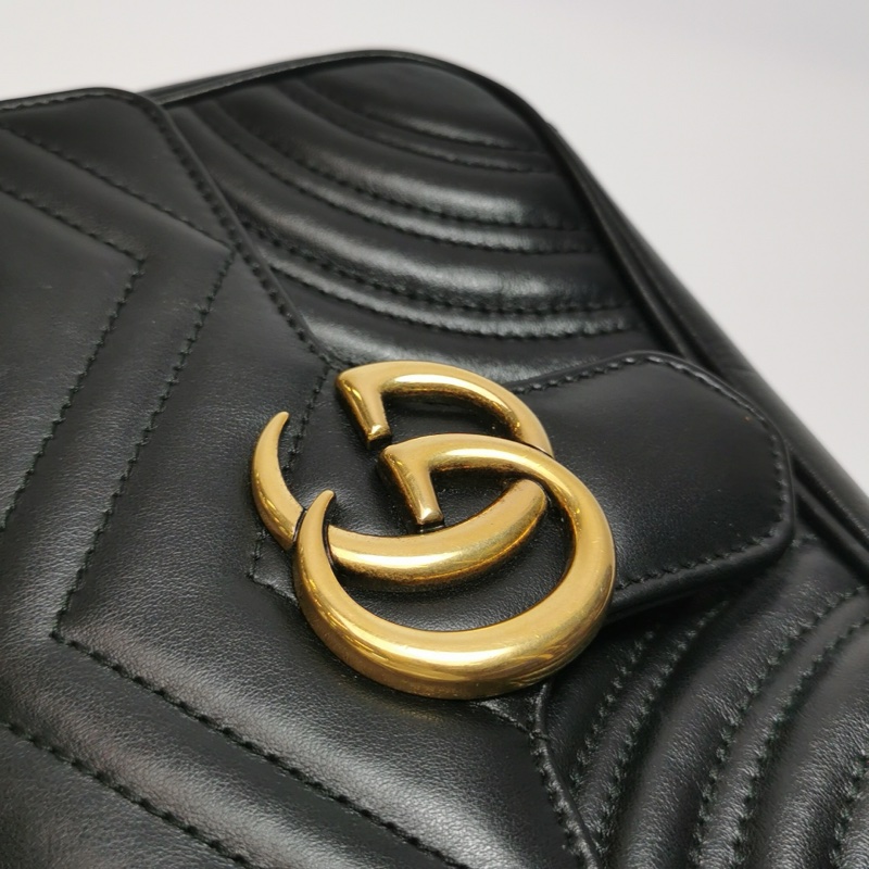 Gucci GG Marmont 小號牛皮 馬蒙單肩包-10