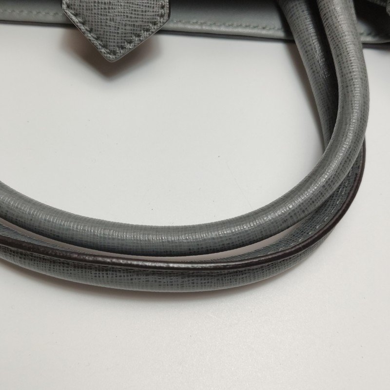 Fendi Petite 2 Jours 小號 牛皮 純色 字母 Logo 金屬 框架 斜背包 單肩包-15