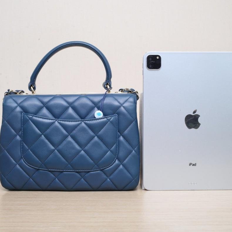 Trendy CC 手提風琴包 小號 25cm 藍色 皮革S 23開 淺金扣-1