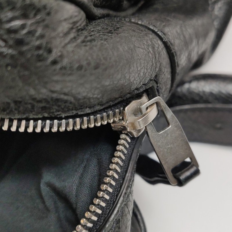 Balenciaga Classic City 機車包 油蠟皮 純色 拉鍊 鉚釘 斜背包 單肩包-13