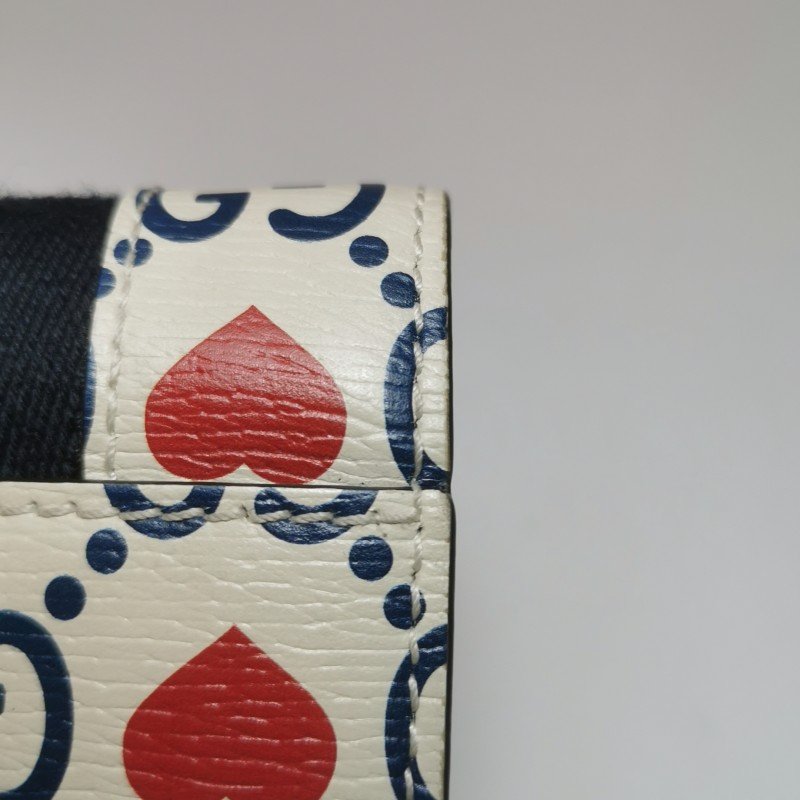 Gucci Sylvie 塞爾維亞 牛皮 帆布 拼色 雙G 愛心 印花 字母 Logo 金屬扣 織帶 皮夾-14