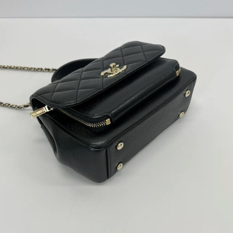 CHANEL affinity小號芯片款黑金荔枝牛皮手提肩背斜背包19*14.5*7 98新配件盒子塵袋購證-5