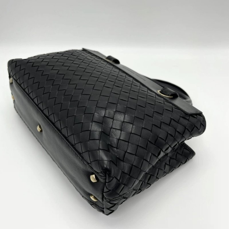 BV黑色金扣編織手提斜背包 26*17*7 98新配件塵袋-2