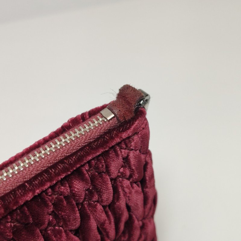 Miu Miu Delice 系列 絨布 純色 字母 Logo 單肩包-18