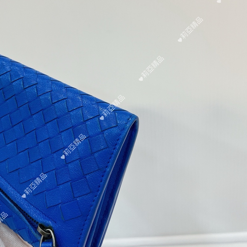 莉亞精品♡BV 寶藍長夾 背拉 九新美品-7