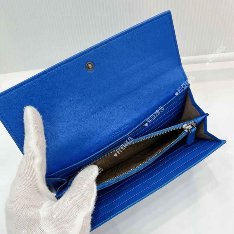 莉亞精品♡BV 寶藍長夾 背拉 九新美品-10