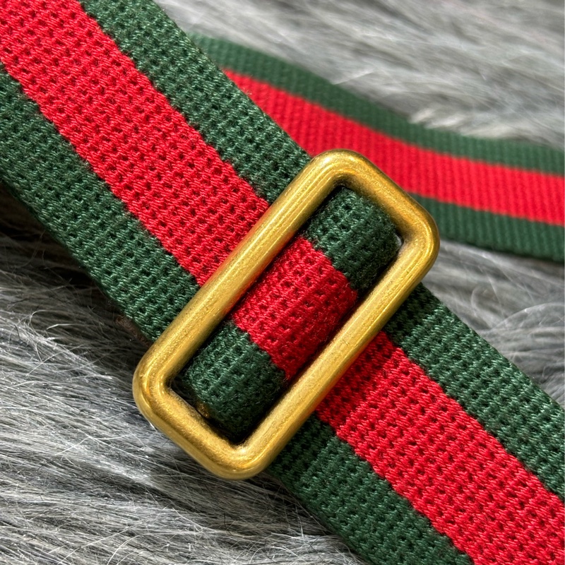 GUCCI 493930 GG LOGO 原花老花字紋 綠紅綠 虎頭包 斜背包 相機包 手拿包 腰包 胸口包 霹靂包-23