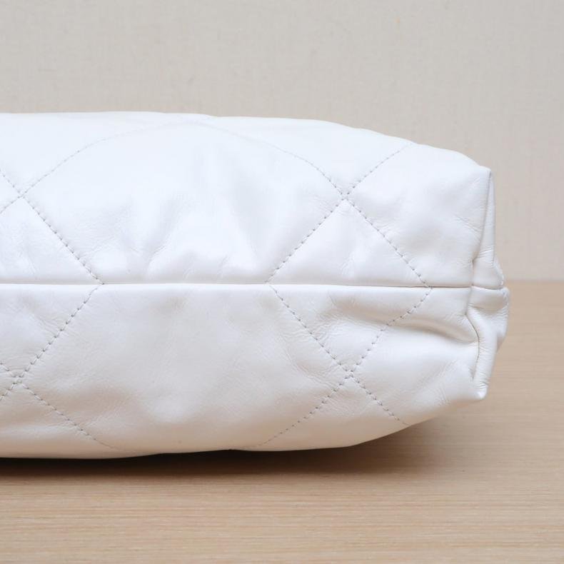 22Bag Tote托特包 小號 30cm 白色 皮革C 晶元開 黑金釦-3