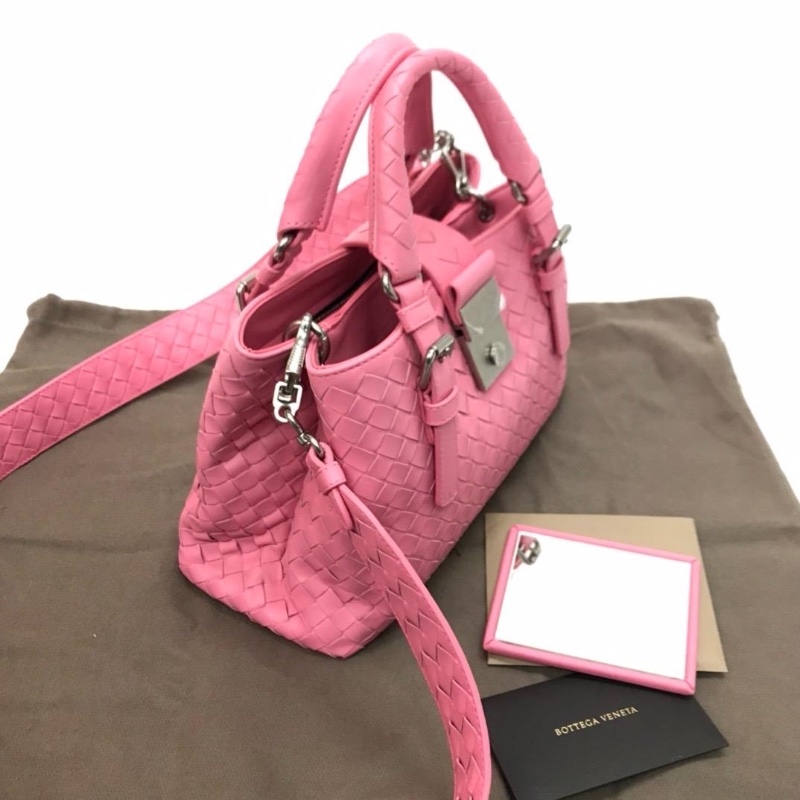 Bottega Veneta Roma pink bag-1