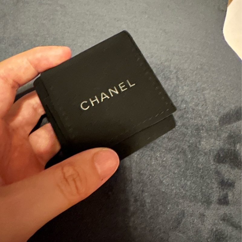 Chanel Classic Pearl Earrings-4