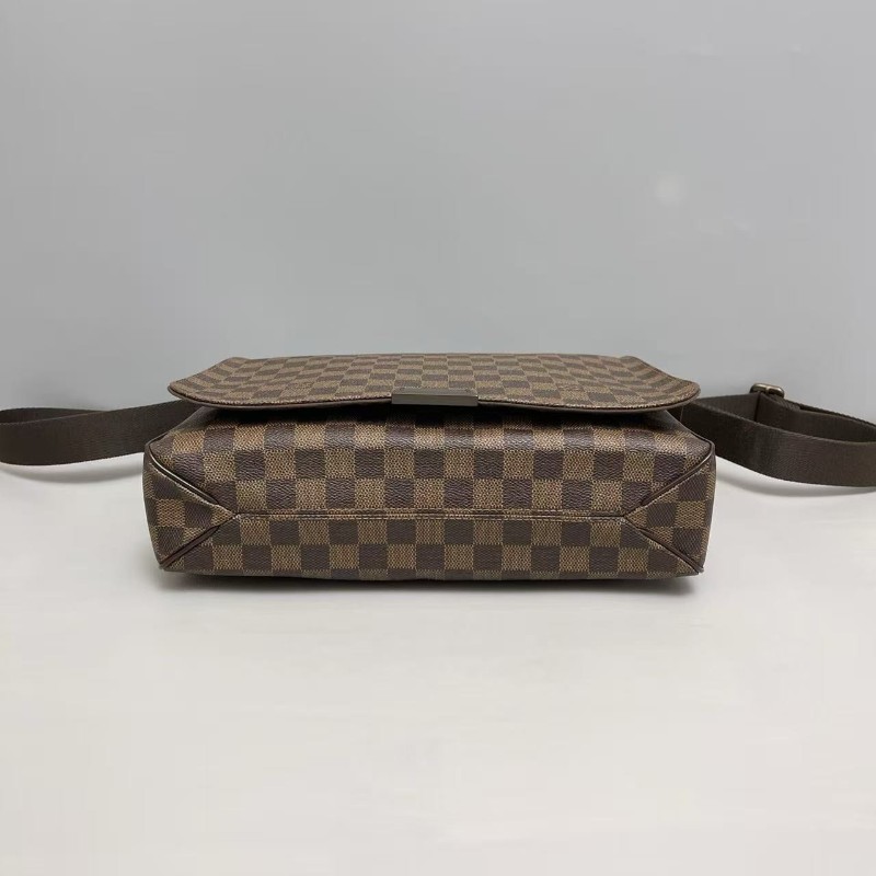 LV路易威登 男士 棕色棋盤格郵差包 肩背包 斜背包-8