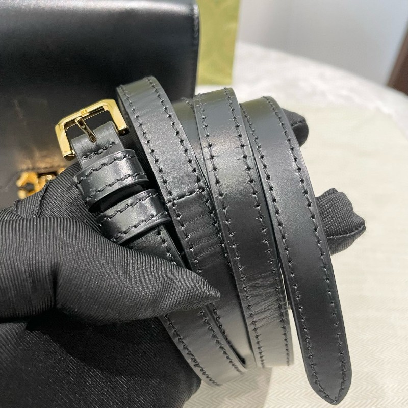 Burberry 黑金TB扣豆腐包 肩背包 斜背包-8