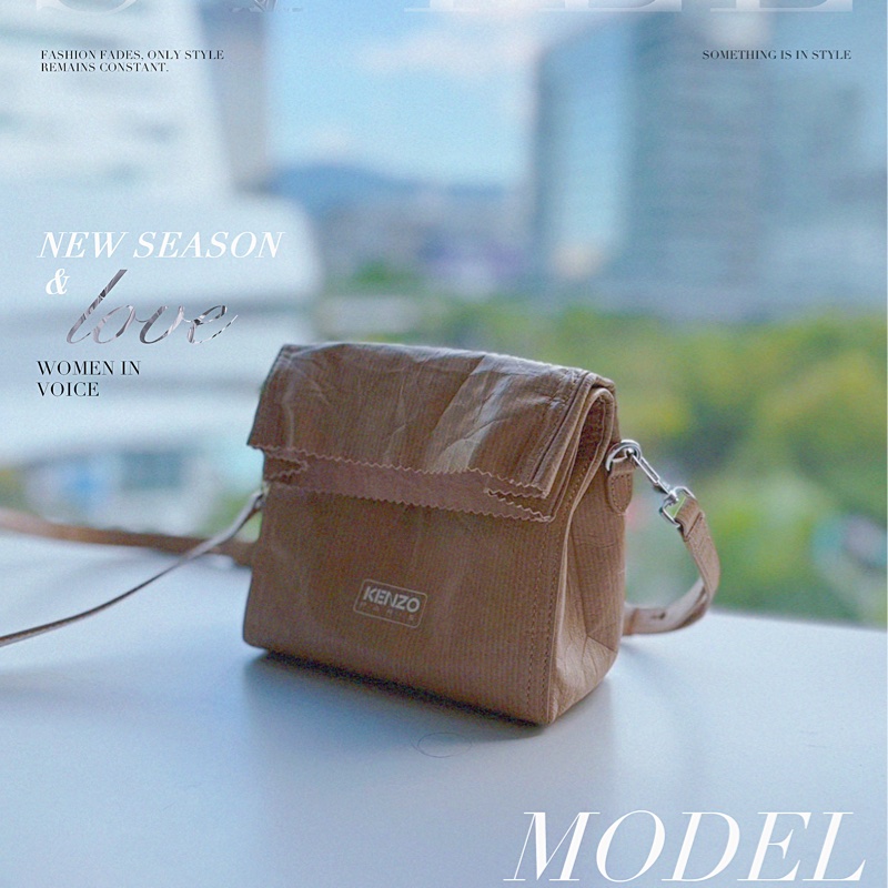(❤️近全新日本專櫃購買/有防塵袋)日本牌子KENZO PAPER 皮革肩帶手拿包POUCH ON STRAP IN LEATHER (超可愛/詢問度超高/米色)-0