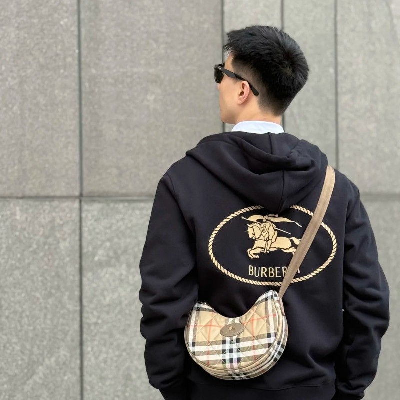 Burberry  2025新款 男士黑色衛衣外套 XXL-4