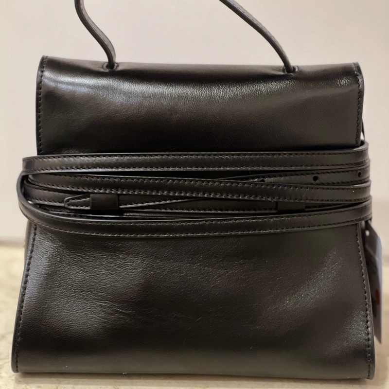 MOSCHINO Tie Me 綁帶包 （附揹帶）-16