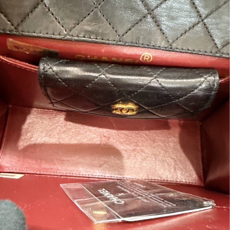 CHANEL 黑色中古掀蓋鏈條包 1開 vintage-13