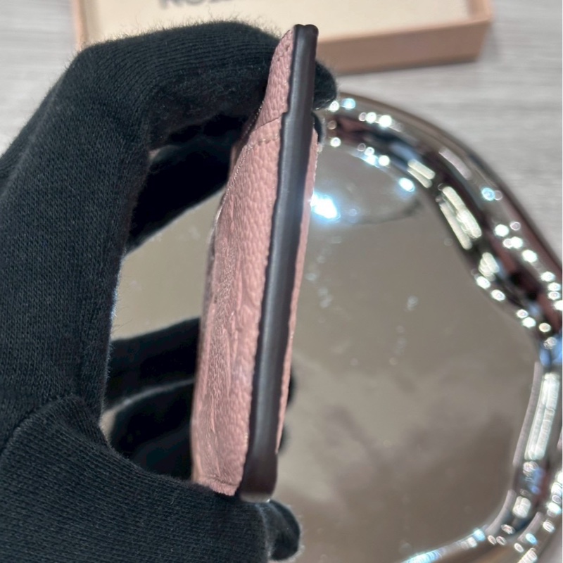 LV 櫻花粉色卡夾-2