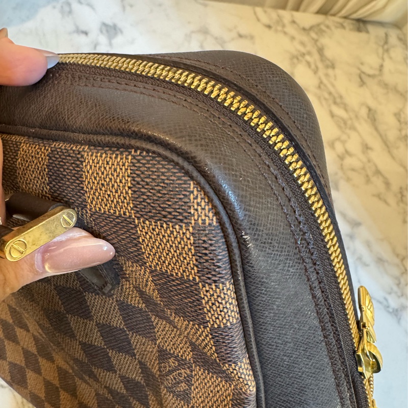LV咖棋盤格手提包👜-11